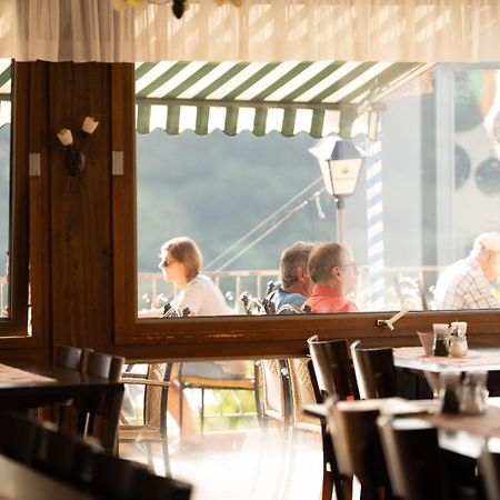 Hotel Restaurant Moselblick Wintrich Kültér fotó
