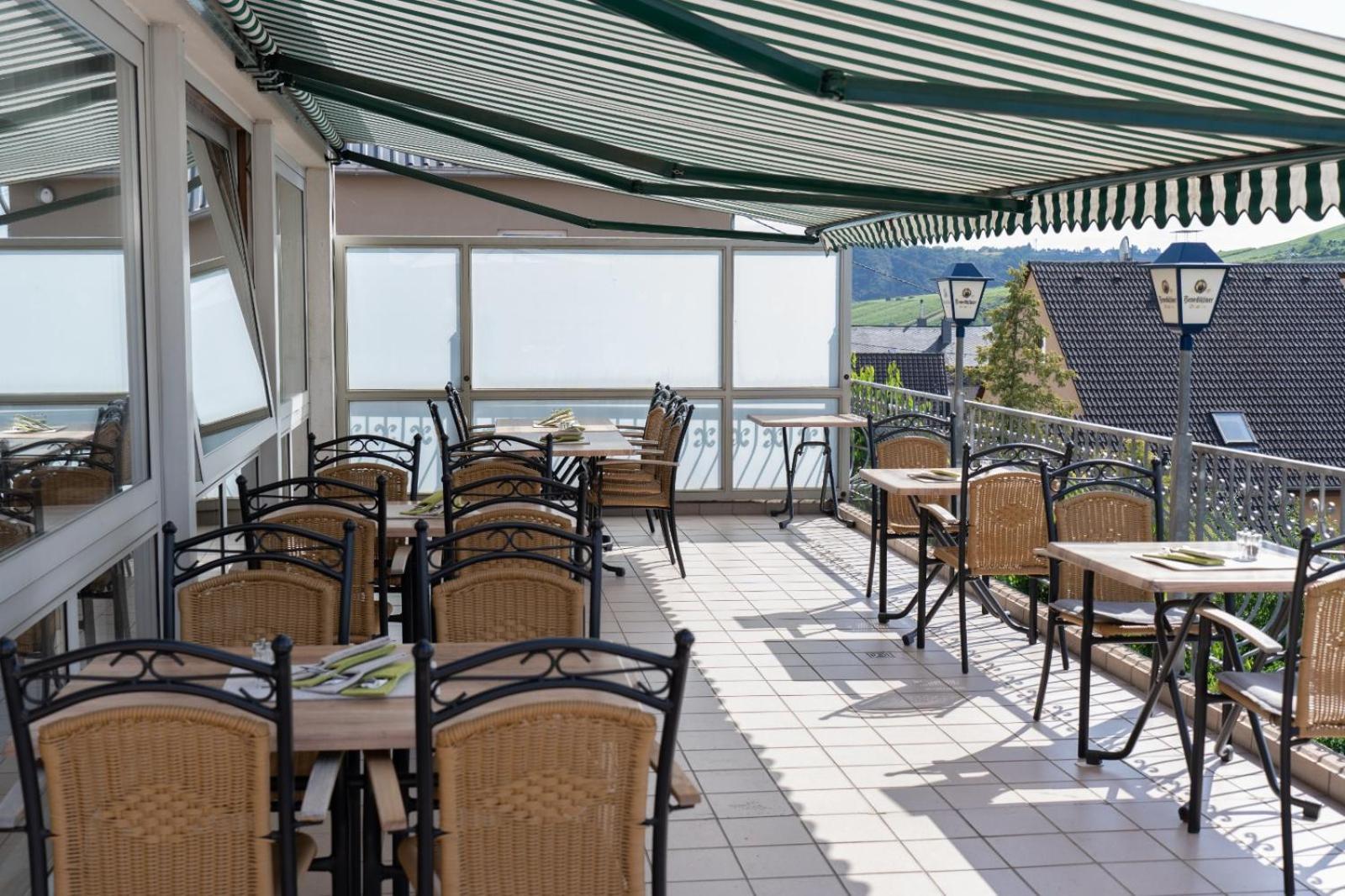 Hotel Restaurant Moselblick Wintrich Kültér fotó